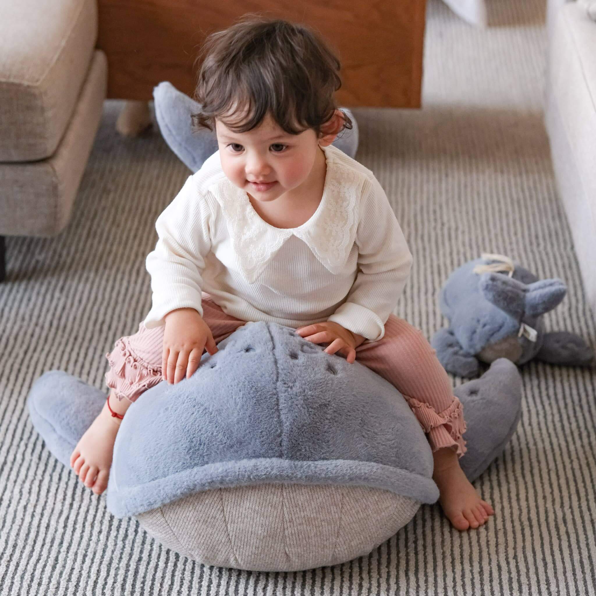 Whale Pouf