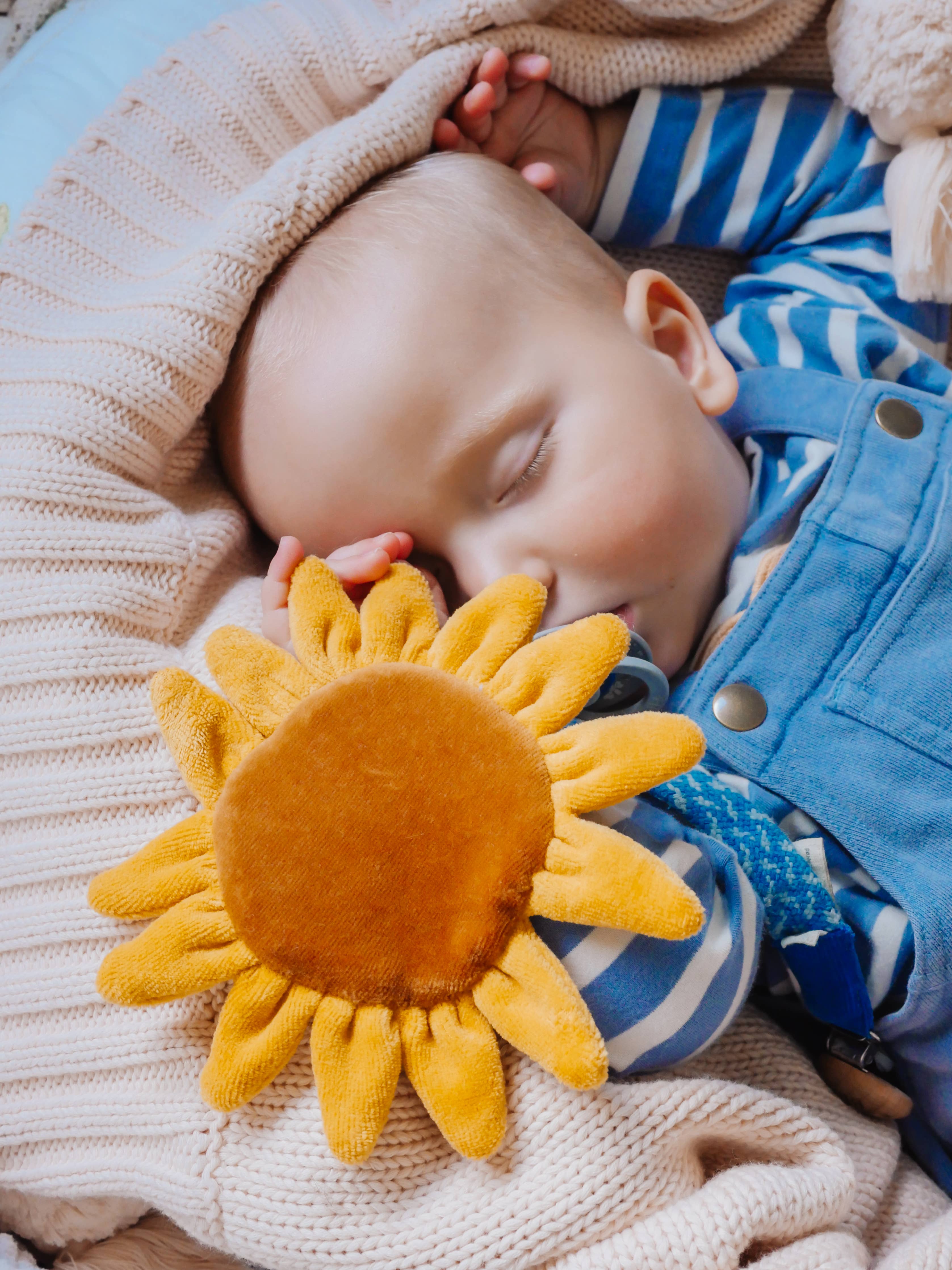 Scrunchie Sunflower with Crinkle