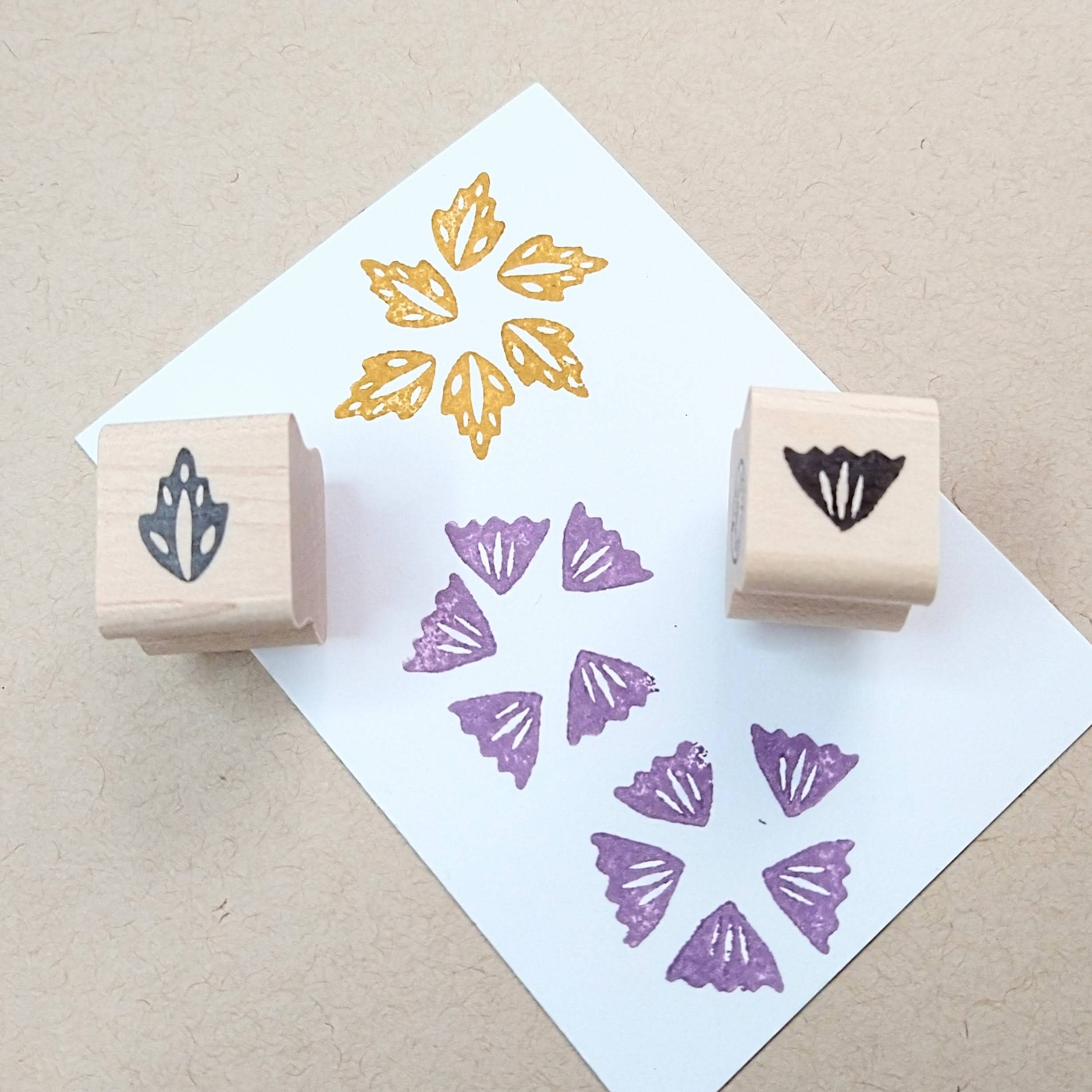 Folk Art Leaf Mini Stamp
