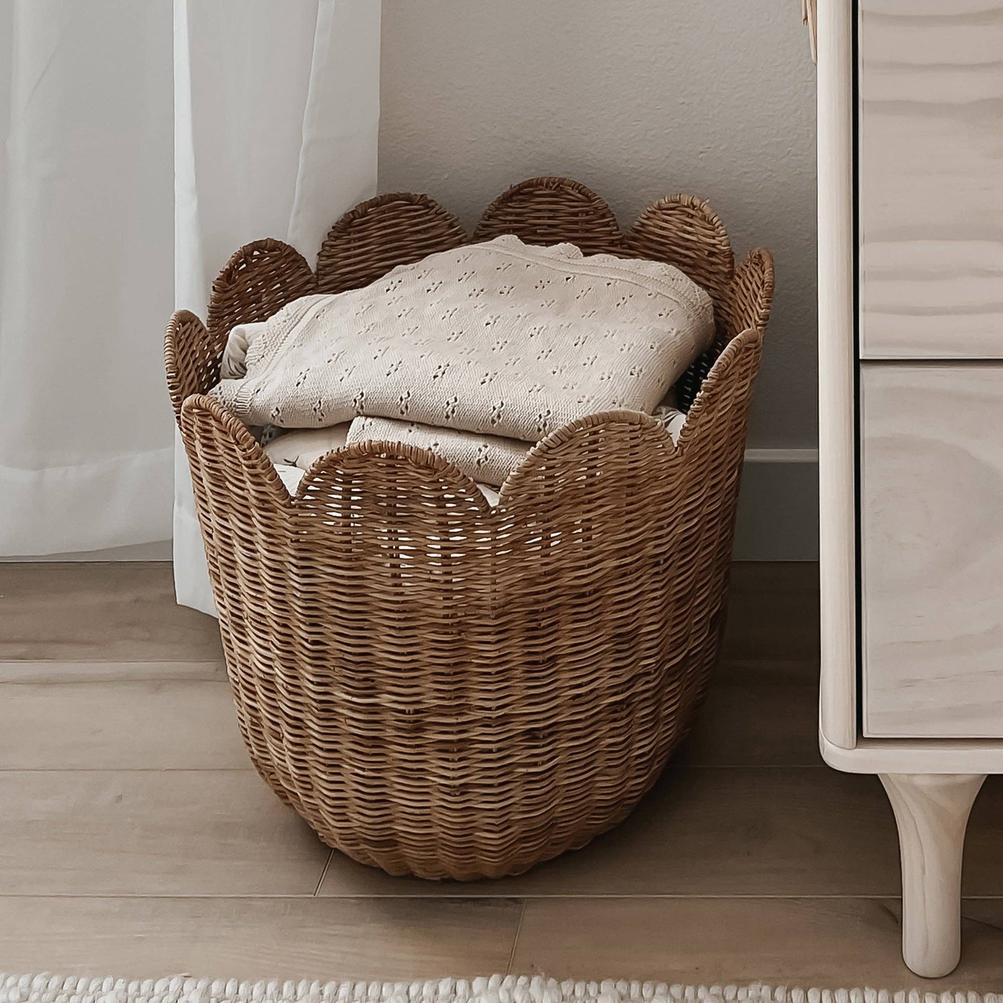 Rattan Tulip Basket - Natural