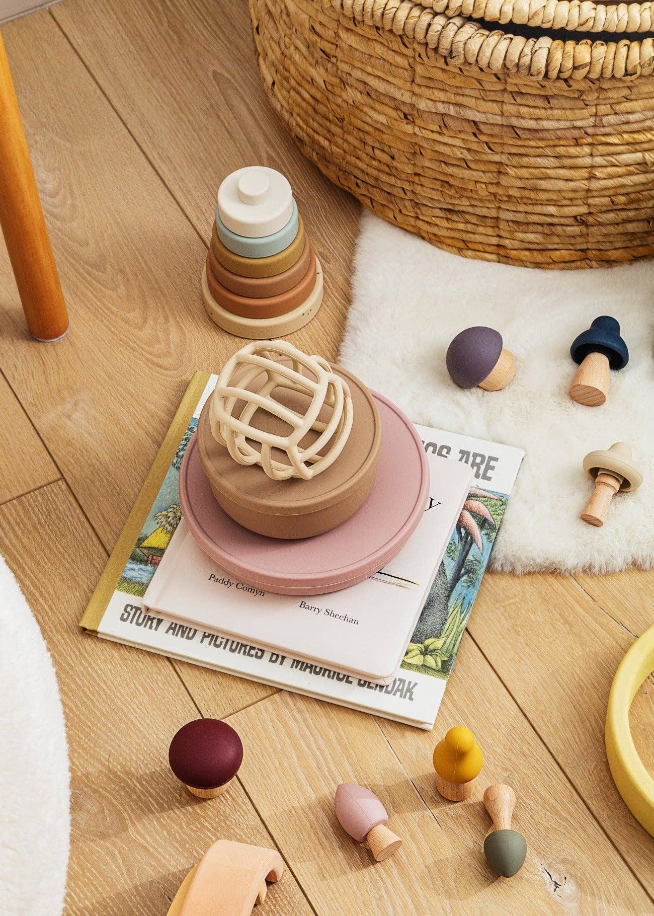 Rowe Teething Ball - Honey