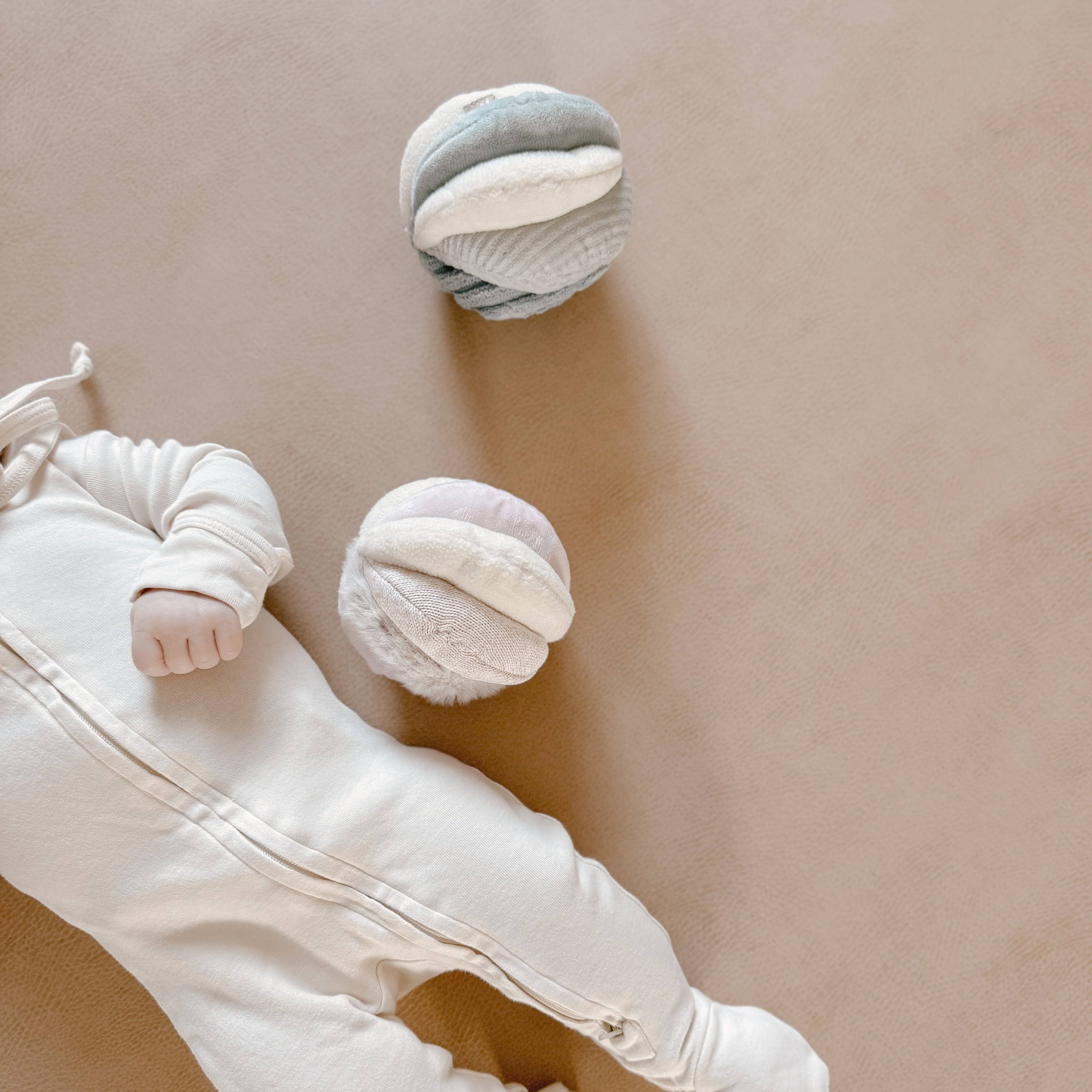 TOTO Montessori Sensory Ball - Blue