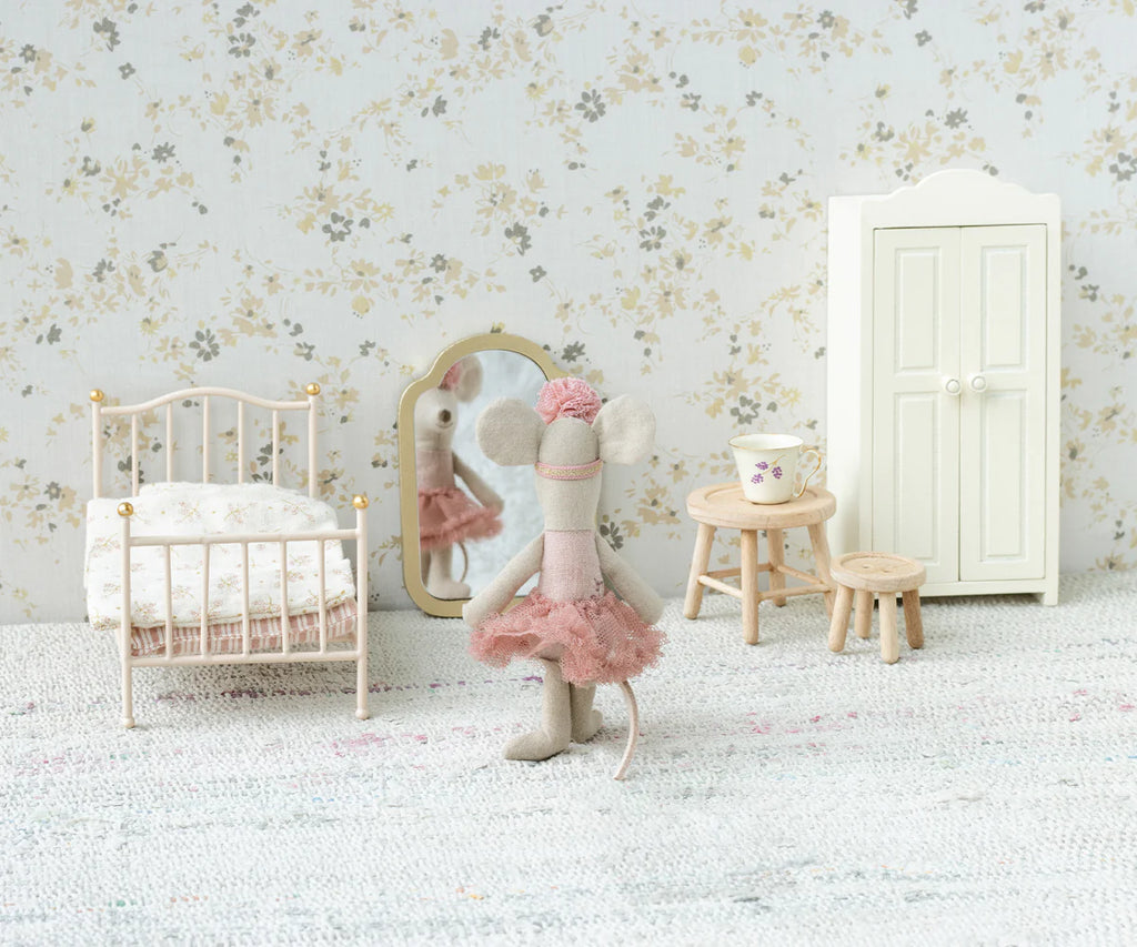 Ballerina mouse, Little sister - Rose