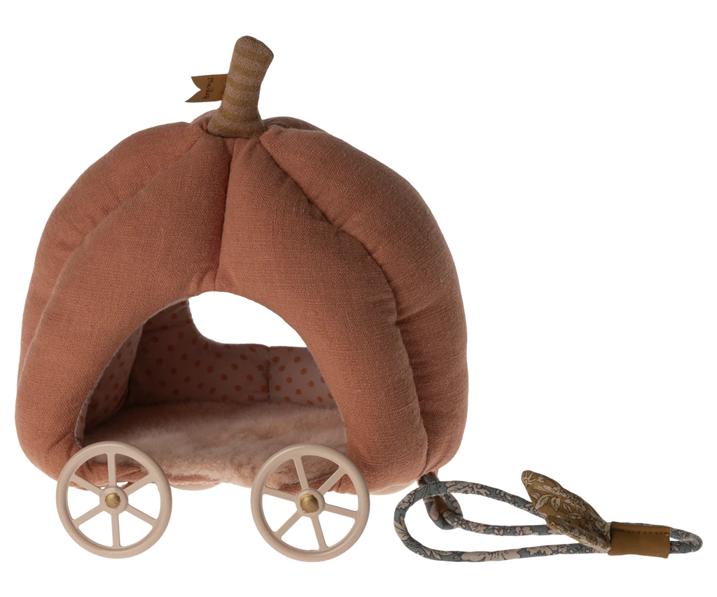 Mouse Pumpkin Carriage