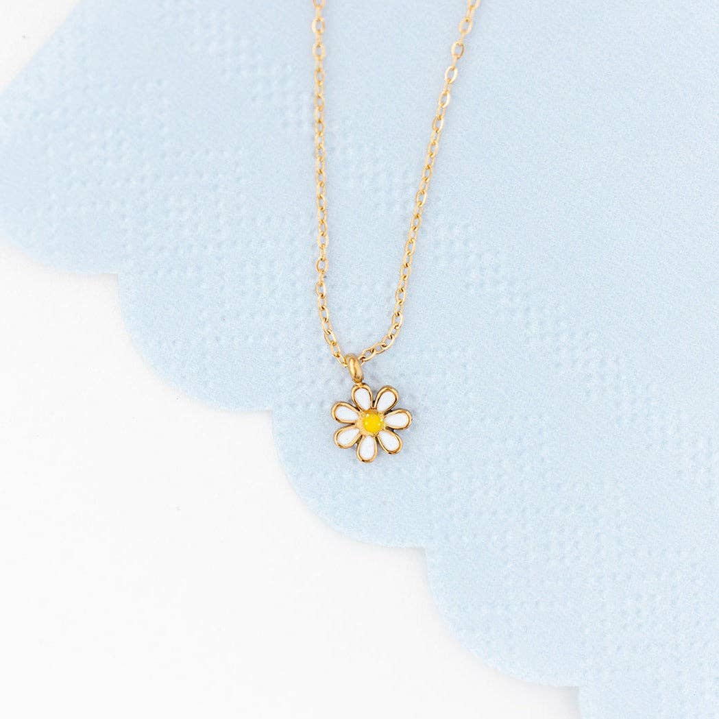 Daisy Pendant Necklace