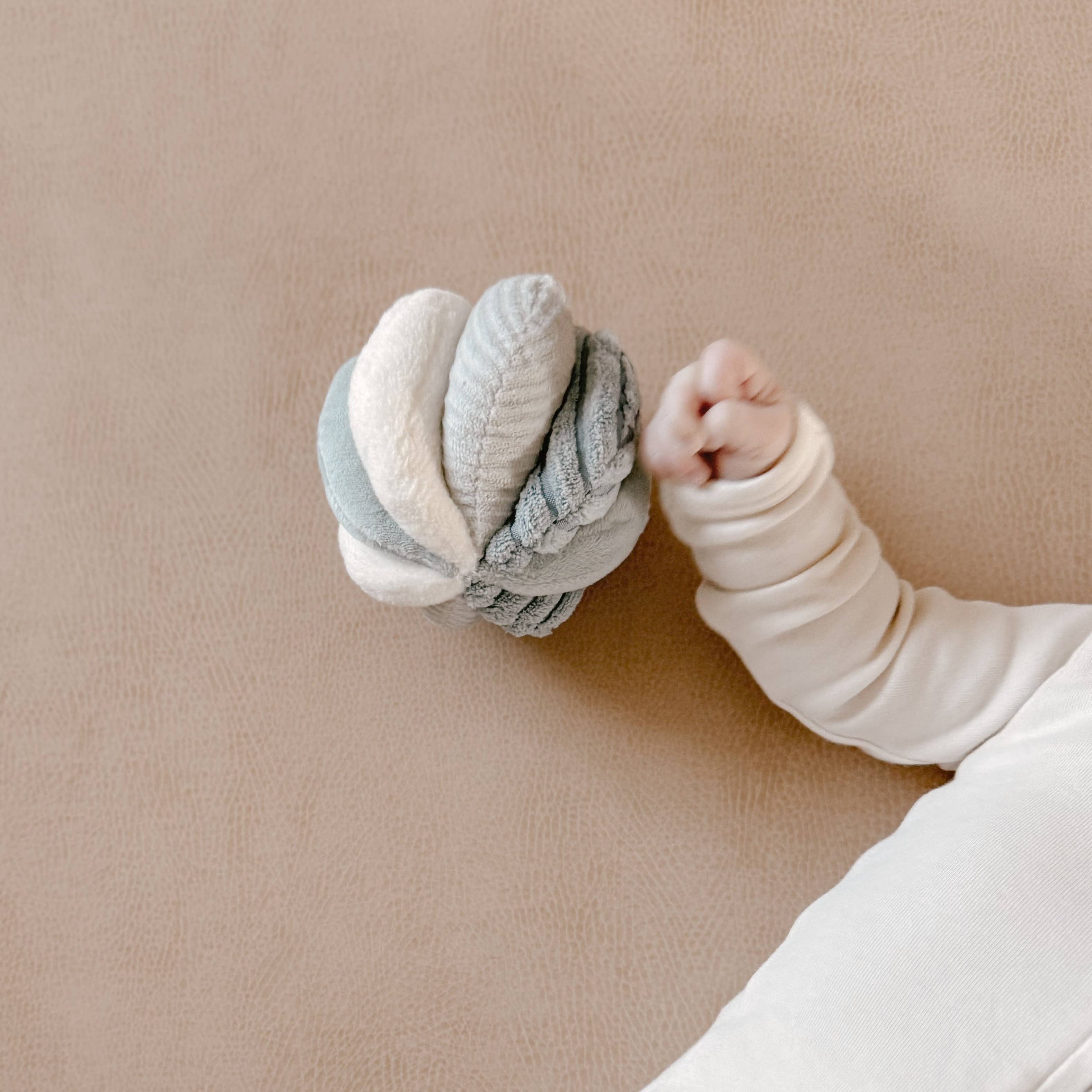 TOTO Montessori Sensory Ball - Blue