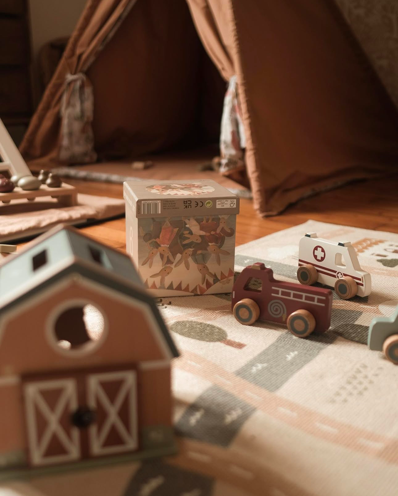 Pyramid 1.2.3. Rabbit Family