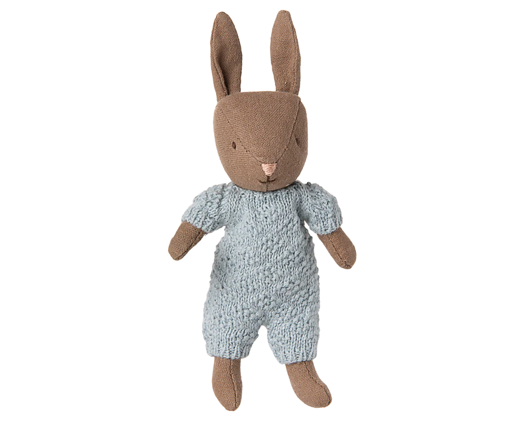 Rabbit, Micro - Brown in Blue Knitted Suit